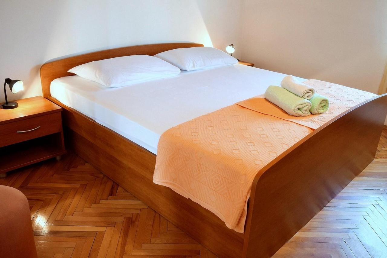 Zoro Apartments Palit Екстериор снимка