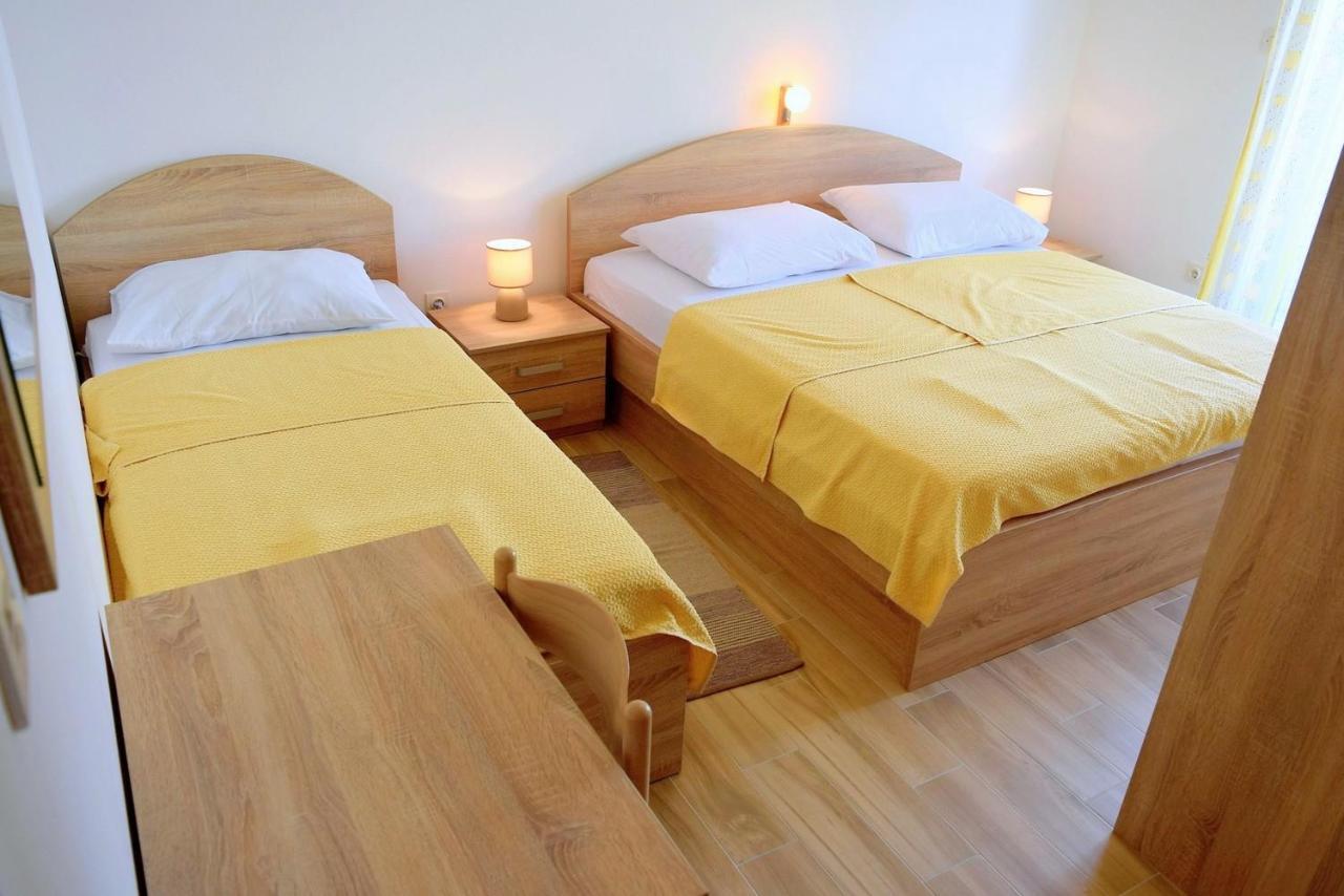 Zoro Apartments Palit Екстериор снимка