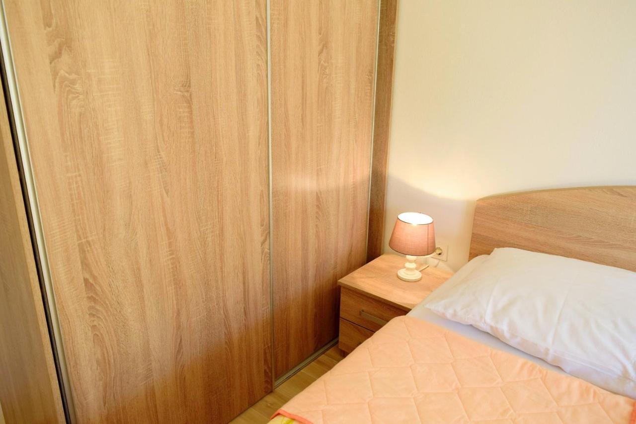 Zoro Apartments Palit Екстериор снимка
