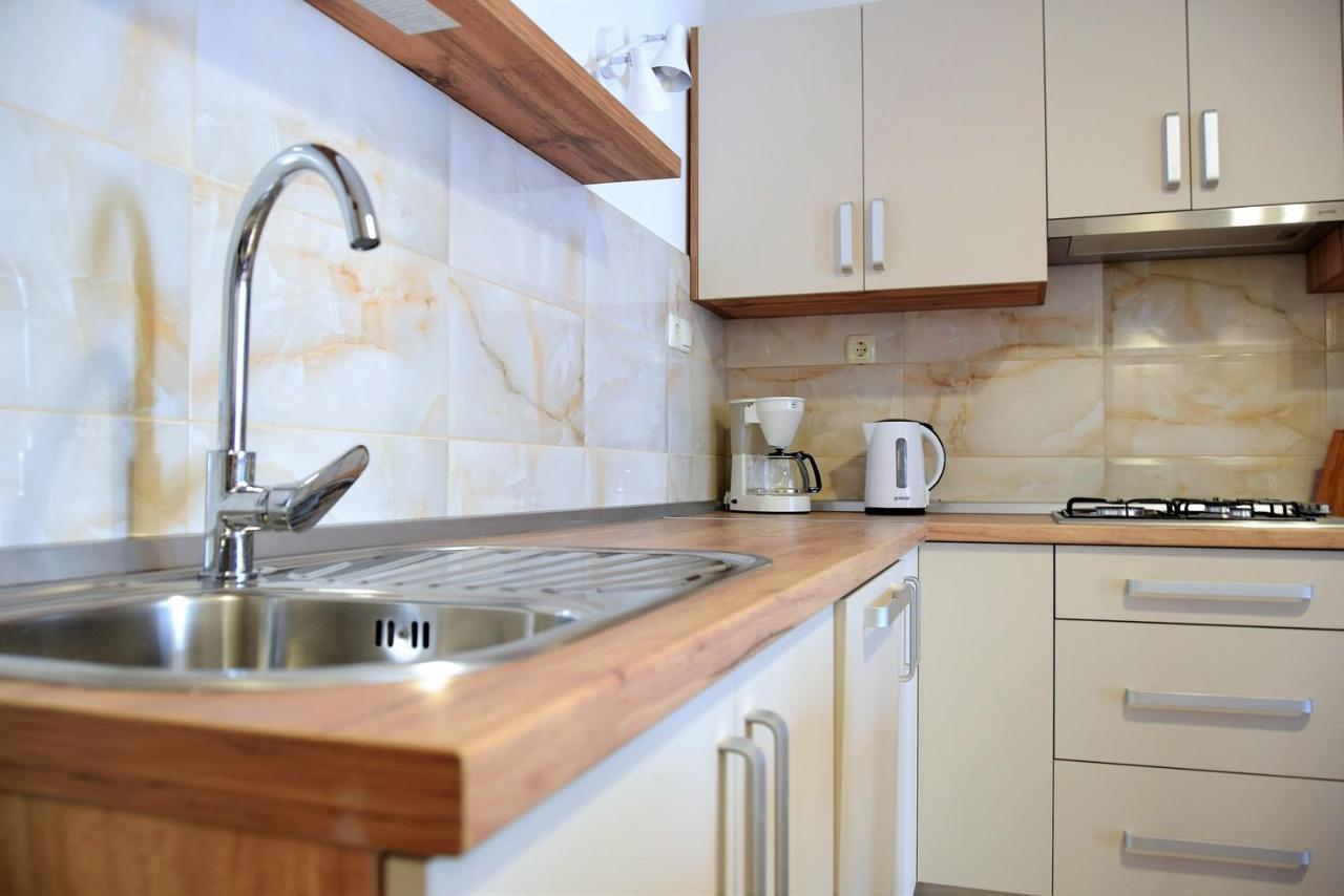Zoro Apartments Palit Екстериор снимка