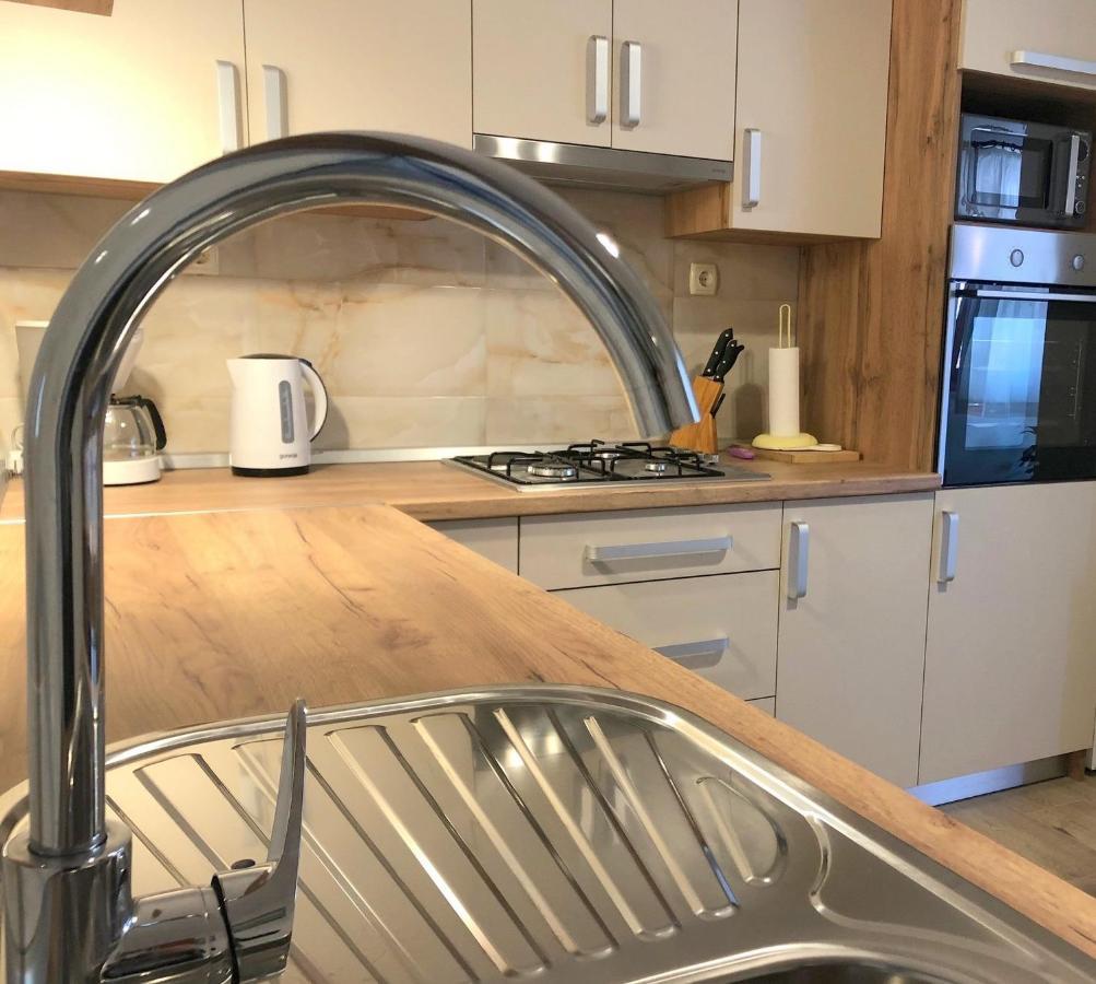 Zoro Apartments Palit Екстериор снимка